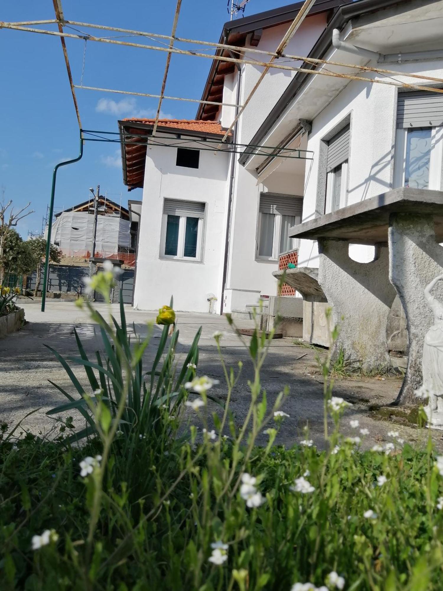 Casa Vacanze Terra Di Mezzo 인보리오인페리오레 외부 사진