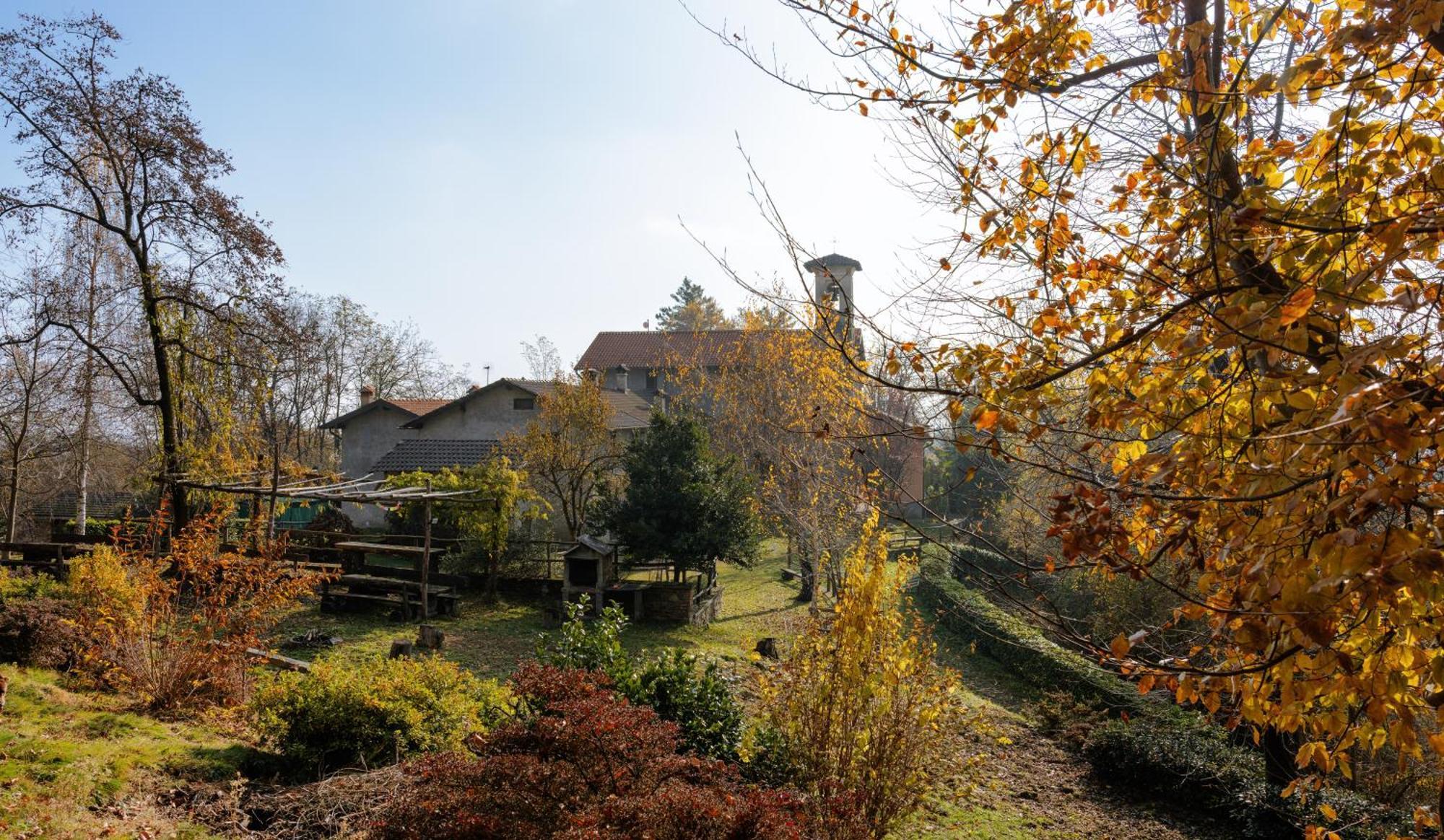 Casa Vacanze Terra Di Mezzo 인보리오인페리오레 외부 사진